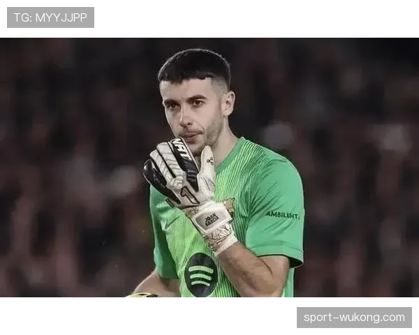 巴萨埃里克加西亚停赛 后防线人员不整面临严峻考验